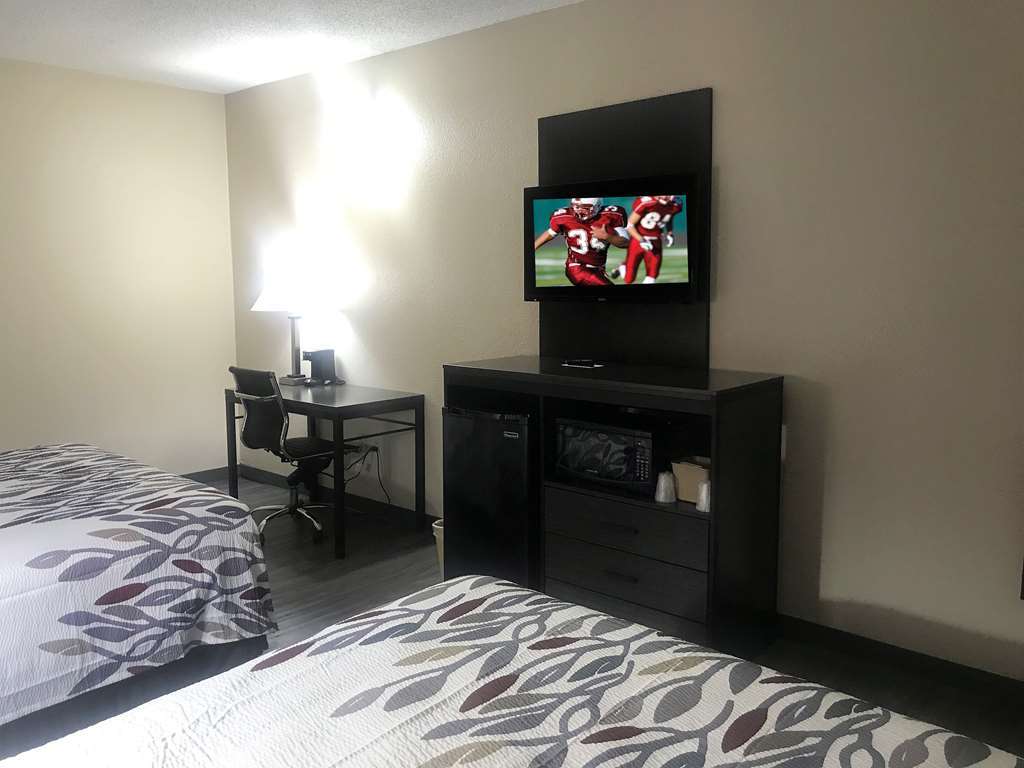 Red Roof Inn & Suites Austin East - Manor Habitación foto